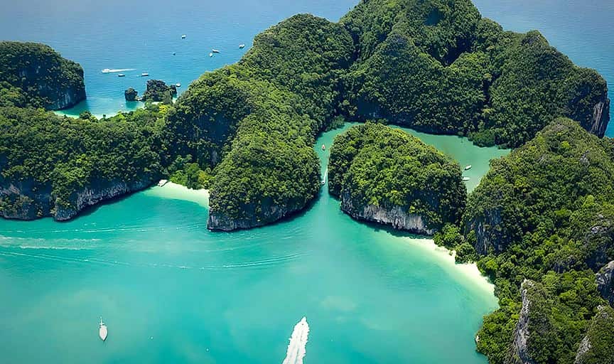 Hong islands tour by private speedboat