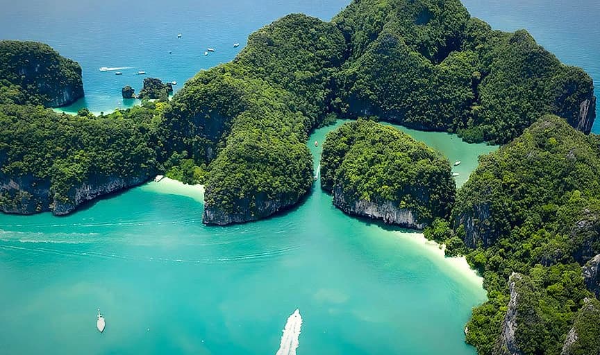 Hong islands tour by private speedboat