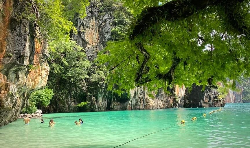 Hong island 1