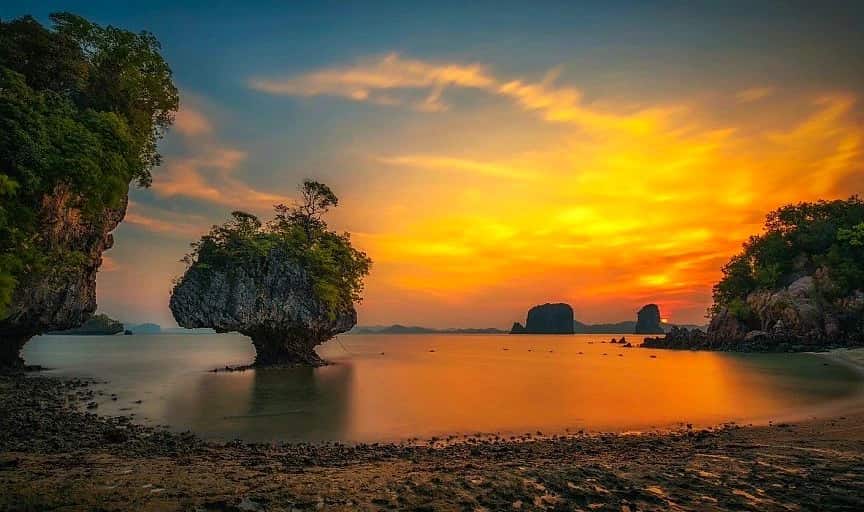 Private hong island sunset tour by longtail boat 1